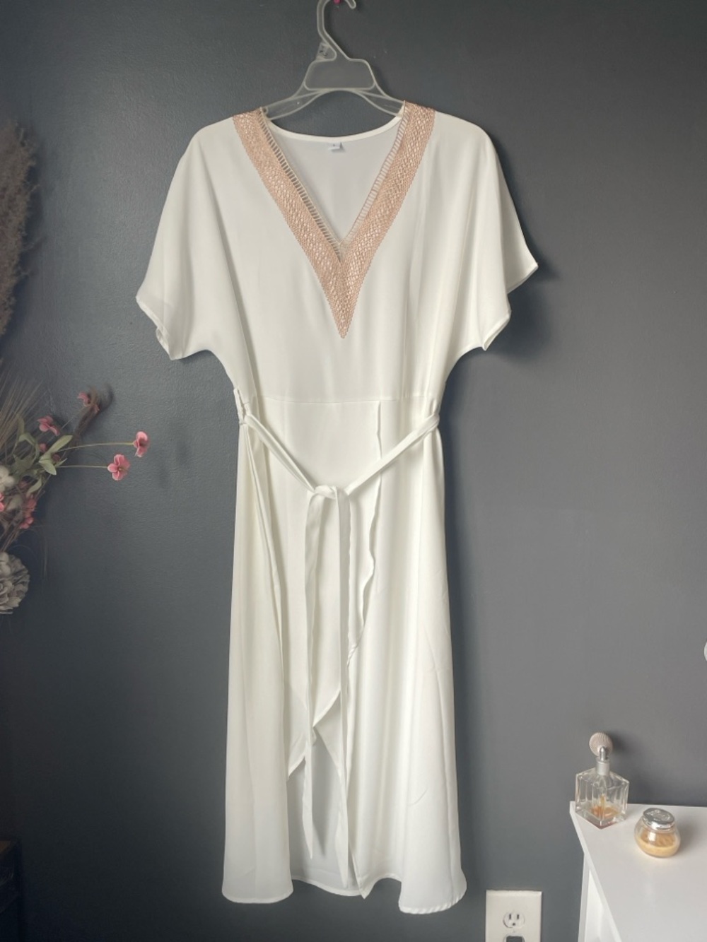White Polyester Midi Dress Small V Neck Lace Trim Tie Waist  Minimal Boho